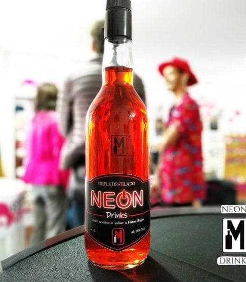 Licores Artesanales en Quito - Neon Drinks